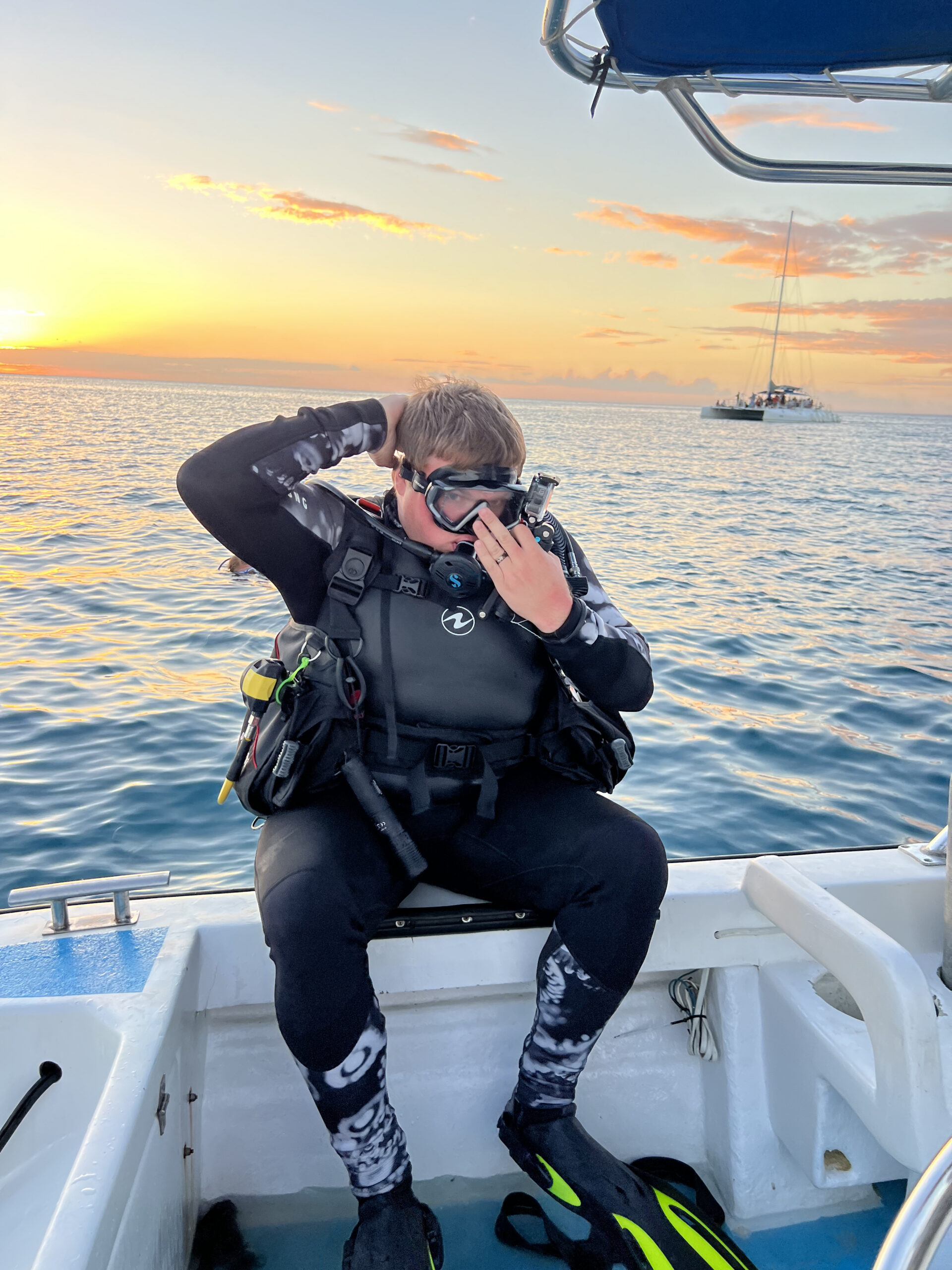 night dive in bayahibe