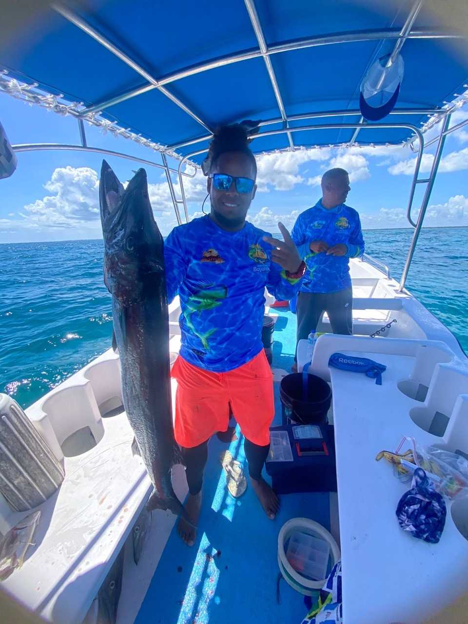 baraccuda fishing with el tour caribe